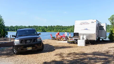 Lakefront Premium RV Site — image 5 of 5