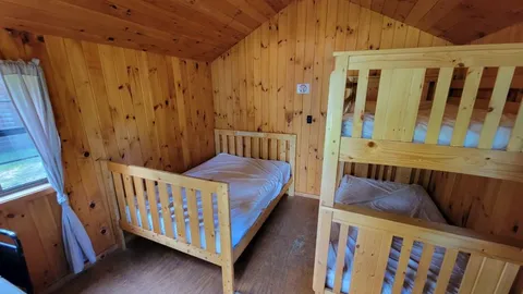 Rustic Cabin - Sleeps 4 — image 2 of 5