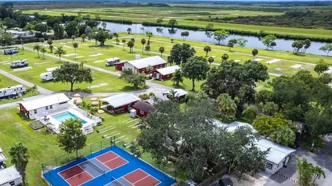 Premium Waterfront Grass w Concrete Patio — image 10 of 10