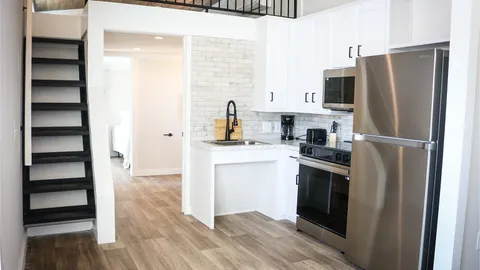 ADA Cottage — image 1 of 4
