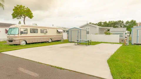 Standard Full Hookup RV Site — image 3 of 3