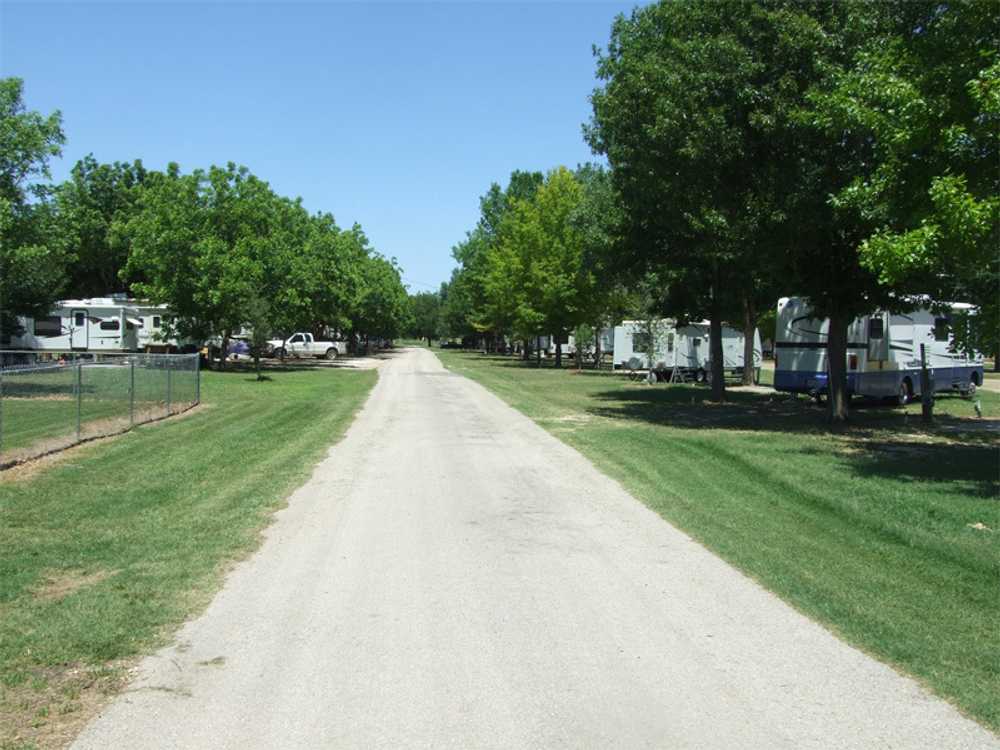 Patriot RV Park - Waco - Photo 2