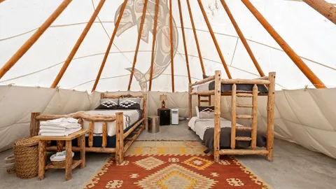 26' Tipi Lakeside — image 5 of 5