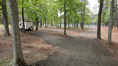 30/50 Amp Deluxe Waterfront RV Site (Row D) — image 1 of 1