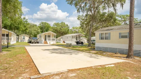 Elite Full Hookup RV Site — image 2 of 3
