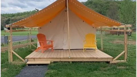 King Love Glamping Pod — image 1 of 2