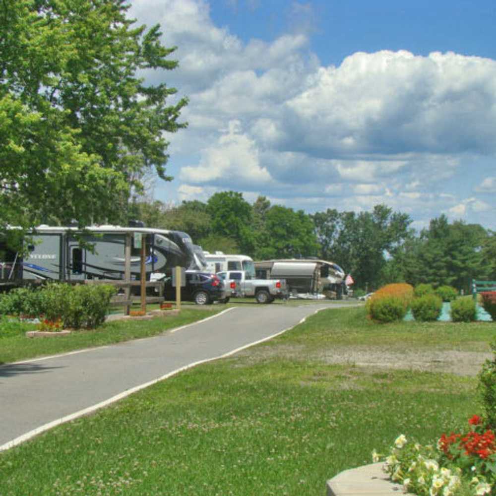 Black Bear RV Park, Florida, New York - Photo 4