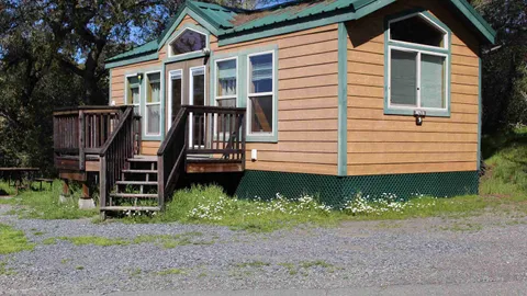 Standard Lodge — image 1 of 2