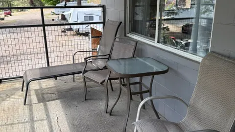 Motel Cabin 1 — image 2 of 6