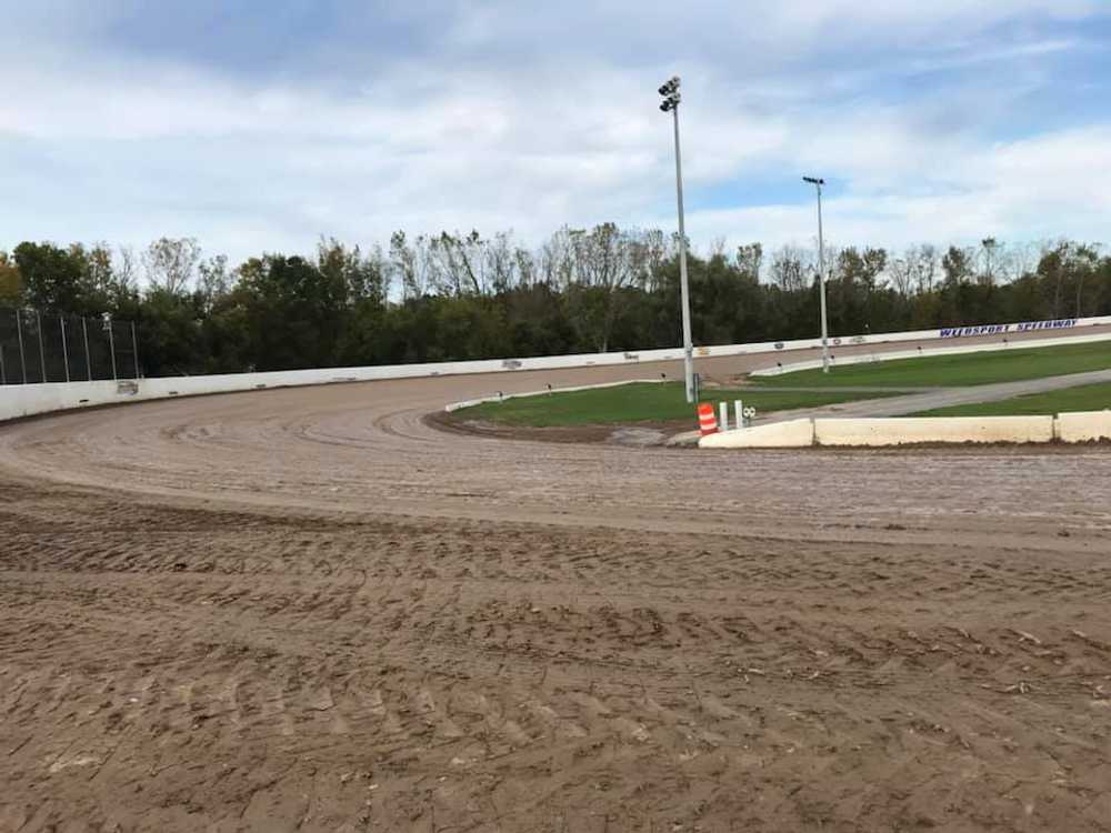 Weedsport Speedway - Photo 3