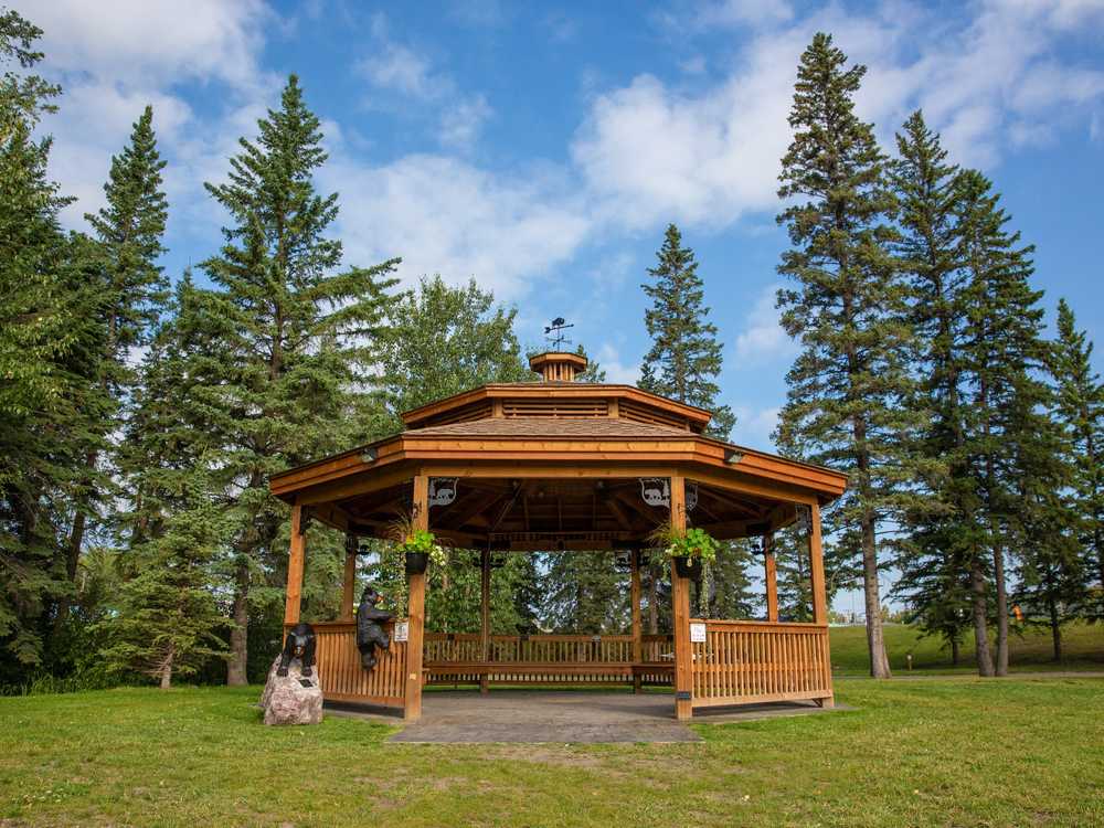 Greenwood Campground - Sundre, AB - Photo 5