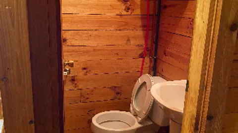 Lake Front Cabin — image 2 of 10