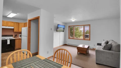 ONE BEDROOM APARTMENT — image 1 of 5