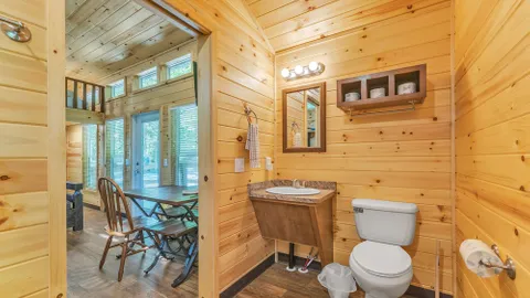Cindy Bear™ Loft Cabin-Wheelchair Friendly — image 9 of 9