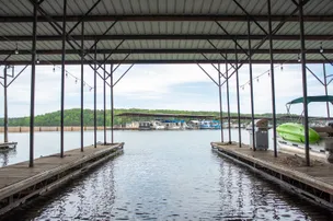 Holiday Harbor Marina & Resort – photo 5