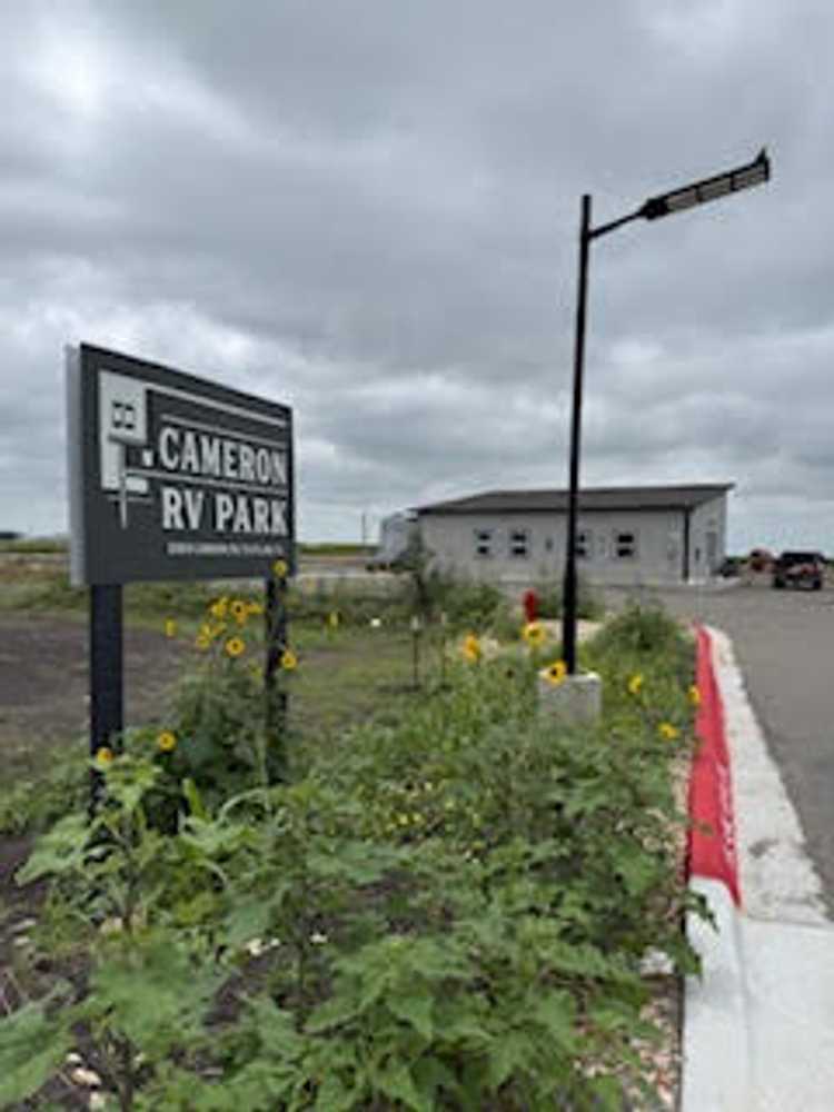 Cameron RV Living, Coupland, Texas - Photo 5