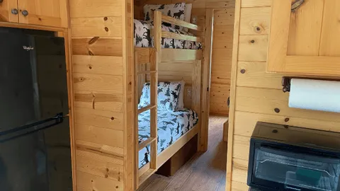2 Bedroom Deluxe Cabin - Grey Wulff — image 5 of 5