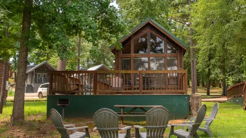 Whispering Pines Cabin — image 2 of 5