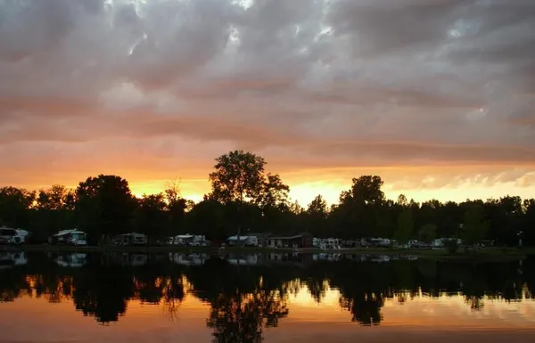 Niagara Hartland RV Resort campground