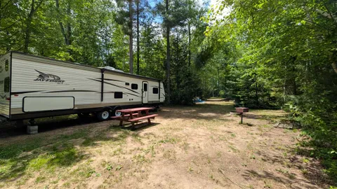 RV2 — image 1 of 8