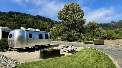 Airstream Suite — image 2 of 6