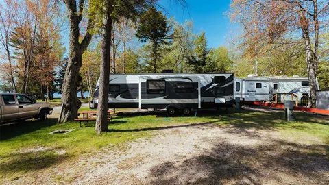 Premium Back-In RV — image 2 of 3