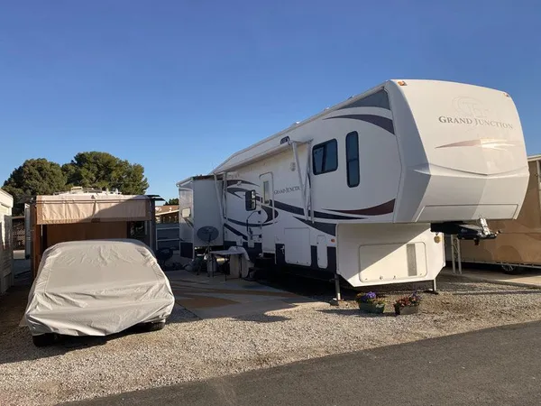 Buckeye Trails RV Resort (Age Restricted 55+) campground