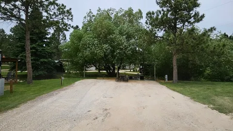 Presidential Creekside Family Site 63 (This Site Can Accommodate 2 RVs) — image 3 of 3