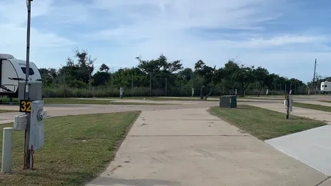 Standard Pull - Through RV Site — image 1 of 2