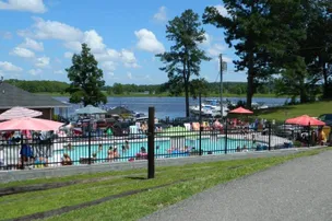 River's Rest Marina & Resort – photo 2