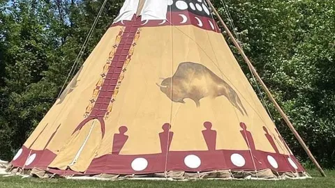 Teepee — image 1 of 1