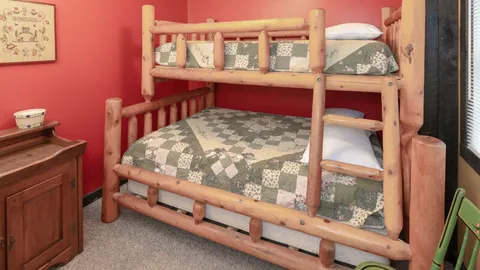 Down on the Farm Vacation Rentals — image 2 of 15