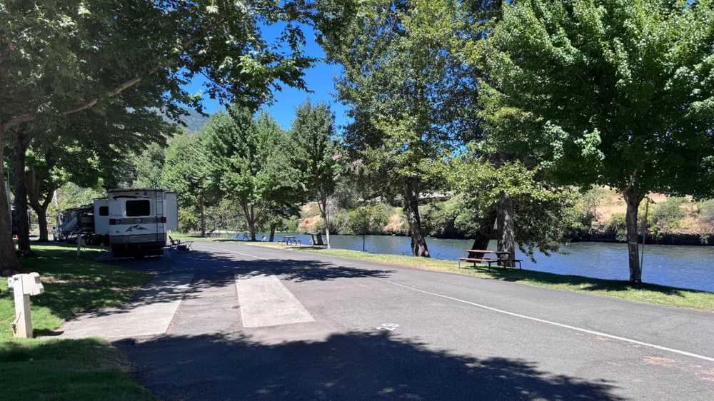 Bridgeview RV Resort, Grants Pass, Oregon - Photo 4