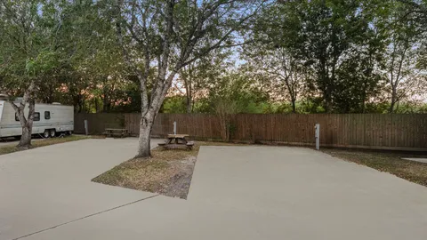 Standard Back-In — image 1 of 1