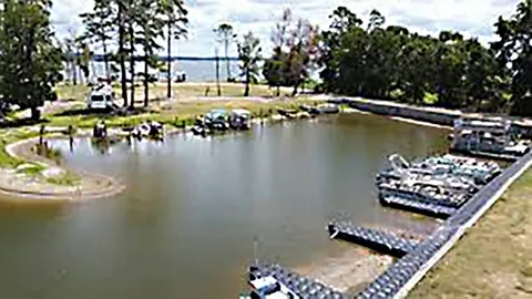 Waterview W/E RV — image 2 of 4
