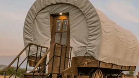 Pioneer Wagon — image 1 of 6
