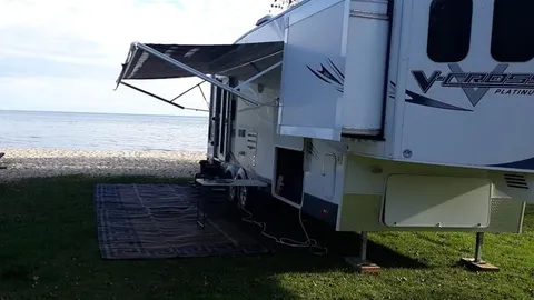 Lake Front — image 2 of 6