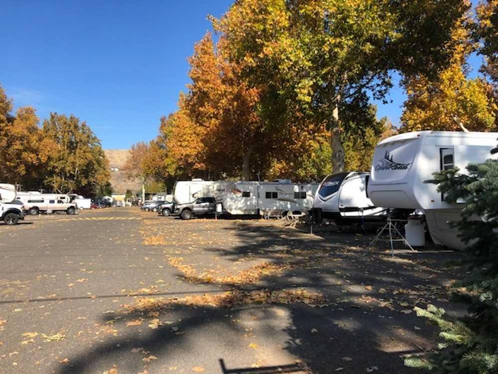 Yakima RV Park - Photo 2