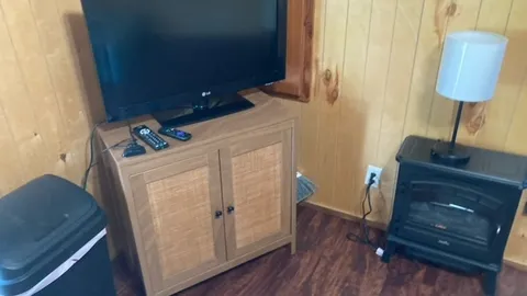 CAMPING CABIN — image 3 of 3