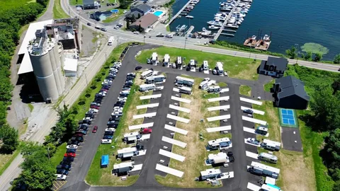 Waterfront Site - 30/50 Amp Deluxe — image 2 of 5
