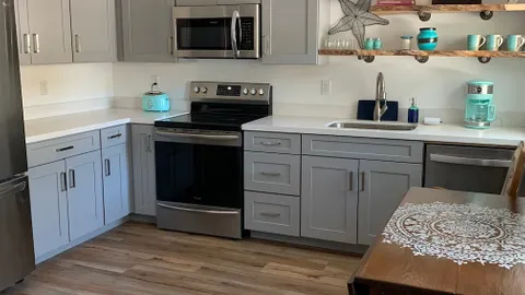 Suite Dreams — image 5 of 5
