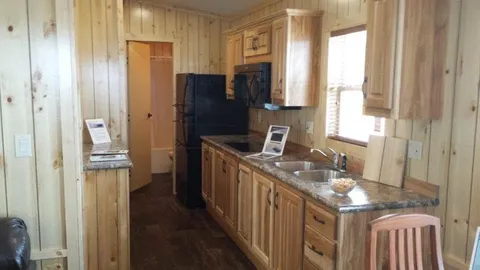 Deluxe Cabin — image 1 of 6