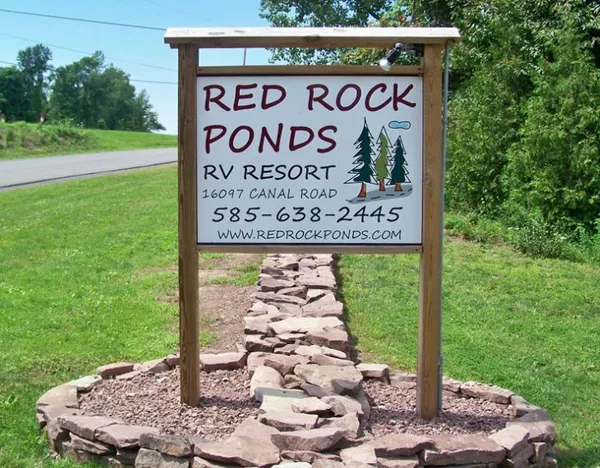 Red Rock Ponds RV Resort campground