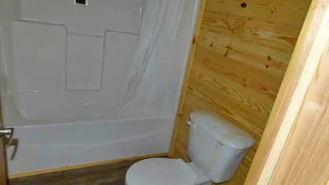 Family Deluxe Cabin — image 11 of 11