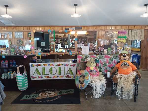 Hawaiian Luau Week
