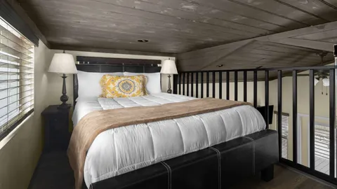 Chalet with Loft and Deck — image 2 of 7