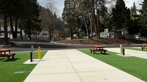Premium Pull-Through Site — image 1 of 4