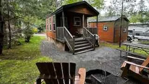 Deluxe Cabin (no shower)(4 people) 70 — image 1 of 1