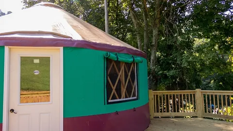 Yurt 24 foot — image 1 of 4