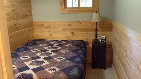 Roger Rock East Cabin — image 2 of 7